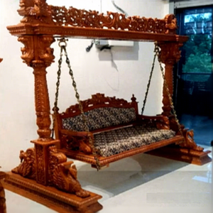 Compre un columpio indio Maharaja Peacock tallado en madera de teca, duradero, para interiores del hogar, Jhula Oonjal Royal Darbar, juego de columpios de madera de teca tallados a mano. - Product Image 1