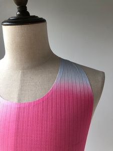 Gilet sportif léger sans couture pour <span class=keywords><strong>la</strong></span> randonnée <span class=keywords><strong>Trail</strong></span> Cycling Race Marathon Running Respirant Caractéristique - Product Image 2