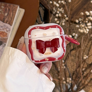Funda para auriculares Bluetooth AirPods de 4.ª generación, diseño floral vintage con lazo rojo y correa, funda para auriculares anticaídas - Product Image 6
