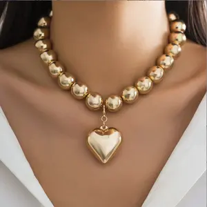 Punk Metall vergoldet Big Heart Anhänger Choker Halskette für Frauen hand gefertigte schwere CCB Perlen Kette Halskette afrikanischen Schmuck