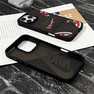 Funda Protectora para <span class=keywords><strong>iPhone</strong></span> 17 Air con Diseño de Zapatilla Deportiva, Carcasa Rígida con Acabado Mate y Sensación de Piel, Resistente a Impactos - Product Image 4