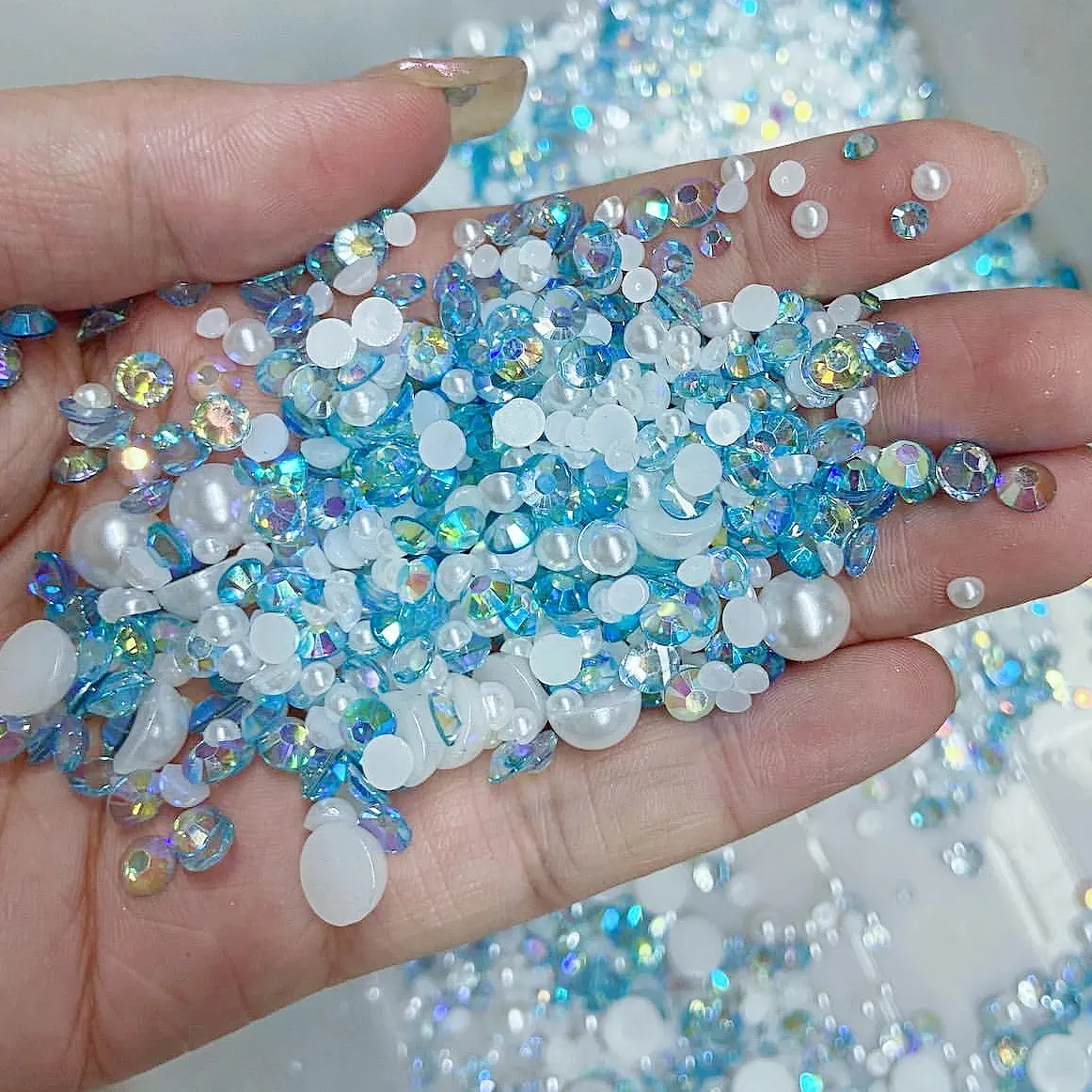 Perlas de diamantes de imitación de resina, mezcla de colores personalizados para decoraciones Nail Art
