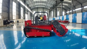 Cortacésped Robótico Inalámbrico con Control Remoto, Disponible en Versiones a Gasolina o Diésel, para Triturar Hierba Alta y Maleza - Product Image 3