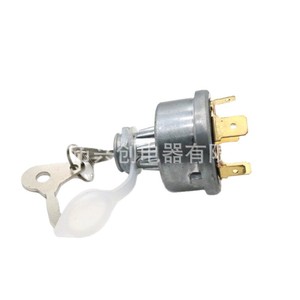 Llave de Encendido para Vehículos Agrícolas 34228 para Tractores, Material de Aluminio con Llaves - Product Image 2