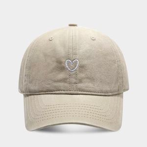 หมวกเบสบอลสไตล์เรโทรศิลปะพร้อมลายปักรูปหัวใจเล็กๆ หมวกเบสบอลแฟชั่นสำหรับผู้หญิง ใส่สบาย เหมาะสำหรับฤดูร้อน กิจกรรมกลางแจ้ง เรียบง่าย - Product Image 5