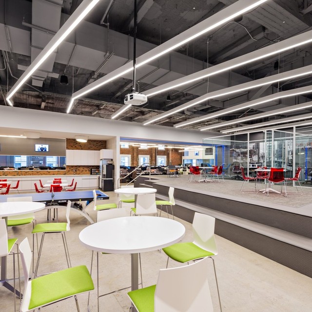 Architectural Recessed LED Linear Light with Opal Lens and Emergency Backup