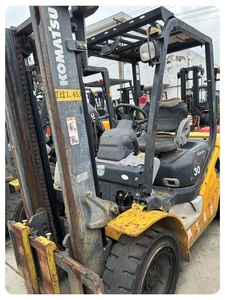 Montacargas Usado de Marca Japonesa Original, 90% Nuevo, Komatsu FD30, a un Precio Inmejorable, 3 Metros, 3 Toneladas de Carga - Product Image 1