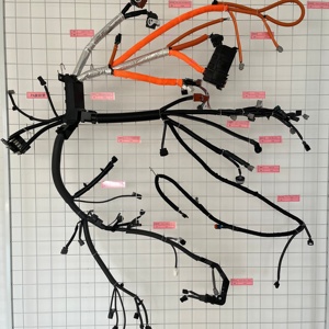 Tubo <span class=keywords><strong>corrugado</strong></span> flexible <span class=keywords><strong>para</strong></span> protección de arnés de cables automotriz PP/PA/PE/PVC Mangas de <span class=keywords><strong>cable</strong></span> de material <span class=keywords><strong>para</strong></span> <span class=keywords><strong>electricidad</strong></span> - Product Image 4