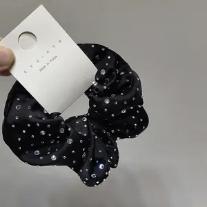 नई डिजाइन लक्जरी चमकदार स्फटिक स्क्रंची महिलाओं के लिए ठोस रंग सुरुचिपूर्ण लोचदार बाल टाई सहायक उपकरण