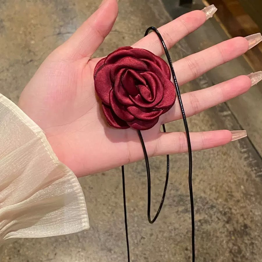 Fleur de bracelet bordeaux