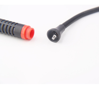 Microphone à condensateur métallique filaire pour équipement de bus électronique avec lumière LED pour utilisation en conférence