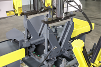 Scie à ruban CNC électrique entièrement automatique de grande taille pour la découpe de métaux, avec moteur, accessoires d'alimentation et engrenages comme composants essentiels
