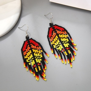 Pendientes de cuentas de <span class=keywords><strong>semillas</strong></span> Miyuki tejidos hechos a mano con patrón de hoja de <span class=keywords><strong>arce</strong></span> degradado de joyería Bohemia - Product Image 3