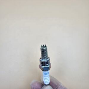 Bougie d'allumage moto prix usine CR8EK 3478 CR9EK 4548 CR9EKB Pièces de moteur moto japonaise - Product Image 6