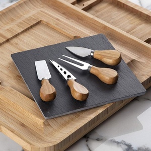 Carré <span class=keywords><strong>Plateau</strong></span> de Fromages Avec Ensembles de Couteaux Et <span class=keywords><strong>Ardoise</strong></span>, <span class=keywords><strong>Fromage</strong></span> <span class=keywords><strong>en</strong></span> bambou Planche À Découper Ensemble - Product Image 5