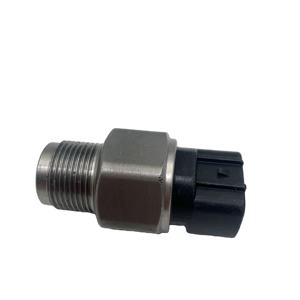 Capteur de pression de carburant 89458-60010 8945860010 499000-6080 pour <span class=keywords><strong>Toyota</strong></span> <span class=keywords><strong>D4D</strong></span> AVENSIS <span class=keywords><strong>RAV4</strong></span> Prado HILUX Capteur électronique 89458-60010 - Product Image 4