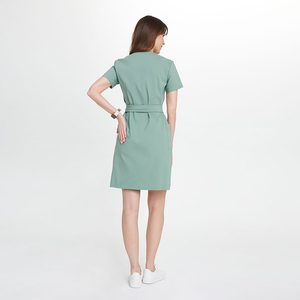 Robes de travail confortables YUHONG pour médecins, personnel de pharmacie, techniciens de salon, tissu extensible, vêtements de travail d'été - Product Image 6