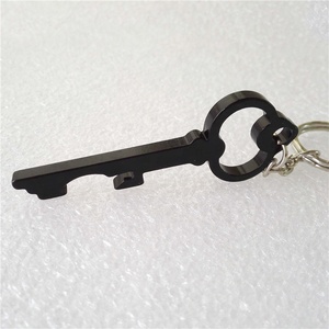Ouvre-bouteille en forme de clé en métal Ouvre-boîte de <span class=keywords><strong>vin</strong></span> EDC extérieur Porte-clés durable Porte-clés créatif - Product Image 2
