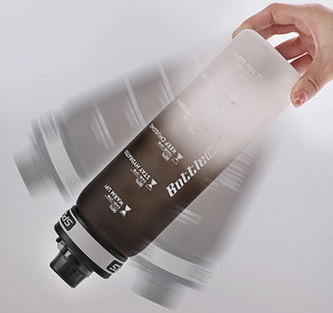 Tasse à eau teintée de lumière de grande capacité de 1000ml Bouteille d'eau de sport <span class=keywords><strong>portable</strong></span> à rabat pour l'extérieur - Product Image 5