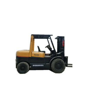 Chariot élévateur TCM 50 5 tonnes utilisé de bonne performance Machine 5 tonnes Mini FD50 FD30 FD20 FD70 bon pour les usines de fabrication - Product Image 1