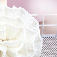 Accessoires de salle de bain : Éponge exfoliante en nylon écologique en forme de fleur pour le corps, pour la douche et le savon moussant