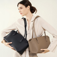 Sac à bandoulière en cuir vintage années 90 personnalisé avec étiquette privée, style minimaliste chic de luxe pour femme, nouveau modèle 2026, OEM ODM