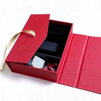 Boîte cadeau de luxe à couvercle rabattable en papier texturé rouge, personnalisée pour parfum, rouge à lèvres, ensemble de soins de la peau, emballage cosmétique