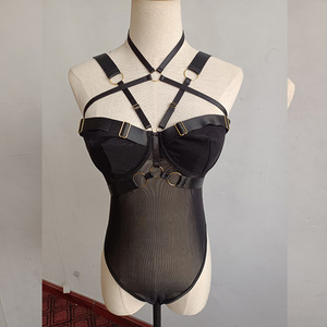 Nuevo body sexy de malla transpirable con tirantes de tres puntos y diseño hueco, estilo transfronterizo, color negro, para mujer. - Product Image 2