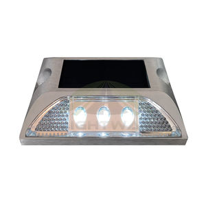 عيون القطط سلامة الطريق عين القط أضواء الرصيف الشمسية مؤامرة routier solaire chine 3 led مسمار الطريق الشمسية - Product Image 4