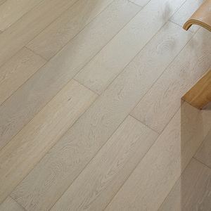 Plancher en bois véritable multicouche en chêne de 20 mm, qualité AB, résistant à l'eau, uniformité sur grande surface, système T&G, pour usage résidentiel, conforme à la norme EN13501 - Product Image 2