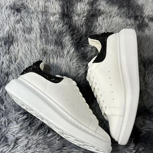 Luxurious trend casual white sneakers with thick soles and anti-slip properties, suitable for summer outdoor use and casual wear - Product Image 2