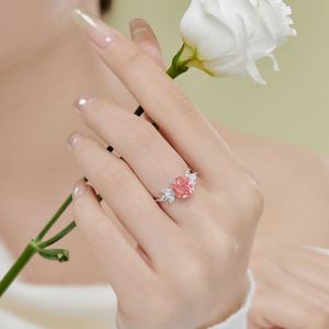 Anillo de Compromiso y Promesa de Boda de Plata de Ley con Diamantes y Circonitas 5A 8A de la Colección Secreta Exclusiva de Dylam para Mujer - Product Image 4