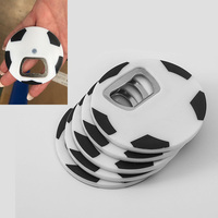 Décapsuleur personnalisé en plastique en forme de ballon de football avec aimant de réfrigérateur, réutilisable et portable pour bar sportif