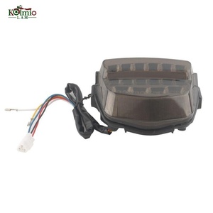 Ajuste de la luz trasera de la motocicleta Artudatech para <span class=keywords><strong>Honda</strong></span> 2008 2009 2010 2011 <span class=keywords><strong>2012</strong></span> CBR1000RR CBR <span class=keywords><strong>1000RR</strong></span> Accesorios - Product Image 6
