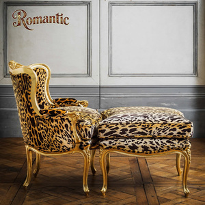 Ensemble de fauteuils élégants de style classique français <span class=keywords><strong>pour</strong></span> salon, en bois massif, avec coussin en <span class=keywords><strong>tissu</strong></span> doux, <span class=keywords><strong>pour</strong></span> villa et appartement de luxe - Product Image 3