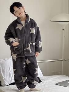 Ensemble de vêtements décontractés pour garçons, automne/hiver 2025, nouveaux pyjamas en <span class=keywords><strong>polaire</strong></span> de polyester pour enfants, épais, fabriqués dans le Zhejiang - Product Image 5