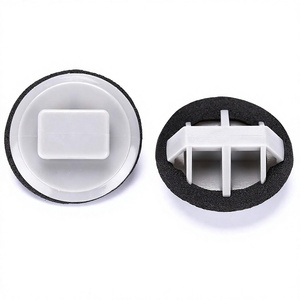 Clip de fixation de bas de caisse pour Mazda BP4L-51-SJ3 en plastique nylon pour remplacement et réparation - Product Image 1