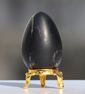 Huevo de Shungita Natural al por Mayor, forma de huevo pulida y lisa, fácil de transportar o exhibir, para meditación, decoración del hogar y la oficina - Product Image 5
