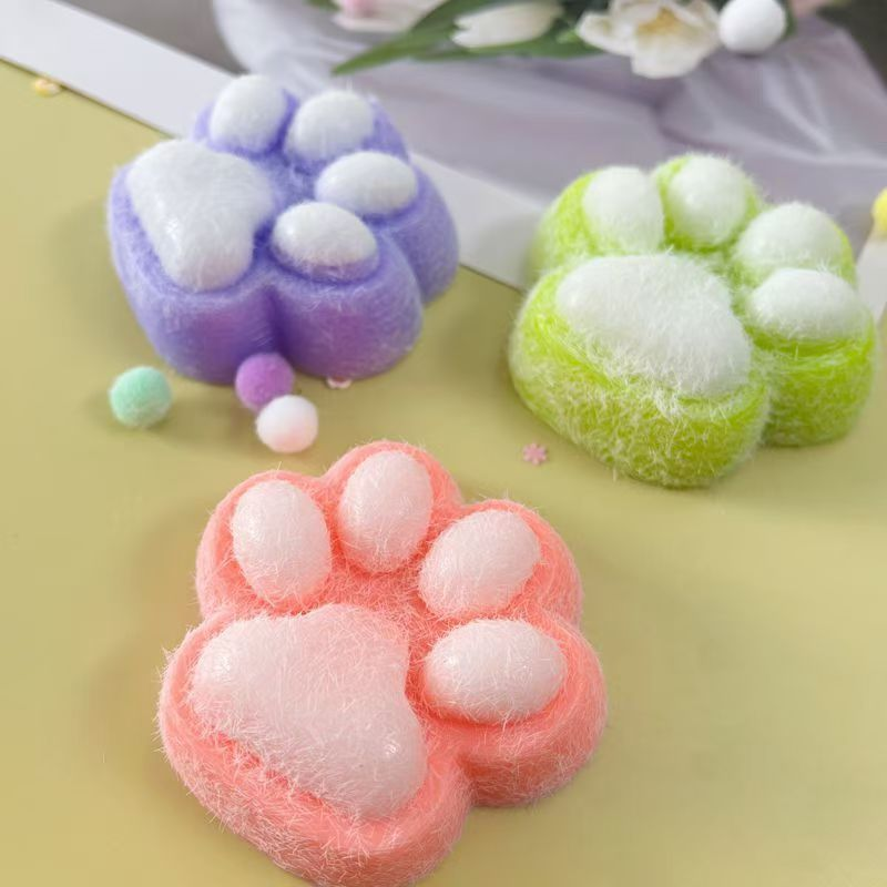 Colección Aleatoria de Garras de Gato