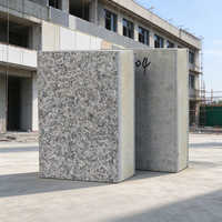Panneau décoratif métallique en mousse de polyuréthane ignifuge et écologique pour l'isolation des murs extérieurs, des chambres froides et des ateliers