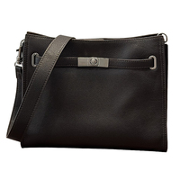Sac bandoulière en cuir de vachette pleine fleur naturel avec pochette amovible et logo personnalisé pour femme, idéal pour le quotidien, le travail, les voyages, le shopping et les trajets.