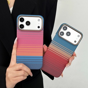 เคสโทรศัพท์มือถือลายคาร์บอนไฟเบอร์แบบแม่เหล็กสำหรับ iPhone 17 15 16 Pro Max 17 Air รองรับการชาร์จไร้สาย ป้องกันแรงกระแทก ฝาหลังแข็ง - Product Image 2