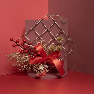 Décoration murale artificielle CallaFloral en houx rouge en plastique, fruits porte-bonheur pour la maison et les mariages CF01054 - Product Image 2