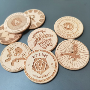 Rodajas de fichas de madera natural, monedas de madera redondas para proyectos de manualidades y manualidades - Product Image 1