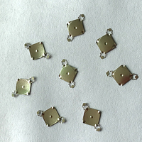 Dômes métalliques triangulaires personnalisés Dômes à pression conçus sur mesure Durable en usine Plusieurs tailles