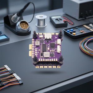 Contrôleur de vol F7 60A enfichable avec ESC 4-en-1, BEC haute performance et gyroscope sensible pour drones freestyle - Product Image 5