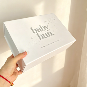 Elegant <b>white</b> collapsible magnetic <b>gift</b> <b>box</b> Silver foil print foldable magnet <b>box</b> Wig cosmetics packaging - Product Image 1