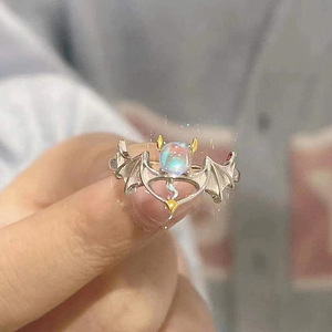 2 pz/set Angel and Demon Moonstone Ring coppia Promise Bat Angel Wing Knuckle Ring Set anelli per dito regolabili per donna uomo - Product Image 3