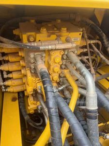 Excavadora Usada Komatsu Pc220 Importada de Japón, Pc220-7 Pc220-8, Excavadora de Segunda Mano de 22 t en Venta en Buenas Condiciones - Product Image 4