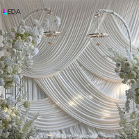 Lustre de mariage LEDA sur pied, support de lustre à bougies, lustres suspendus en cristal avec fleurs sur les supports en forme d'arche